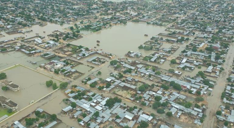 IOM/Anne Schaefer Aerial view of Chad's capital N'Djamena after torrential rains in August 2022.