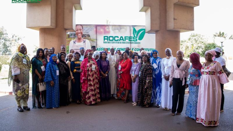 Lancement du Réseau Ouest et Centre Africain des Femmes Entrepreneures Semencières (ROCAFES)